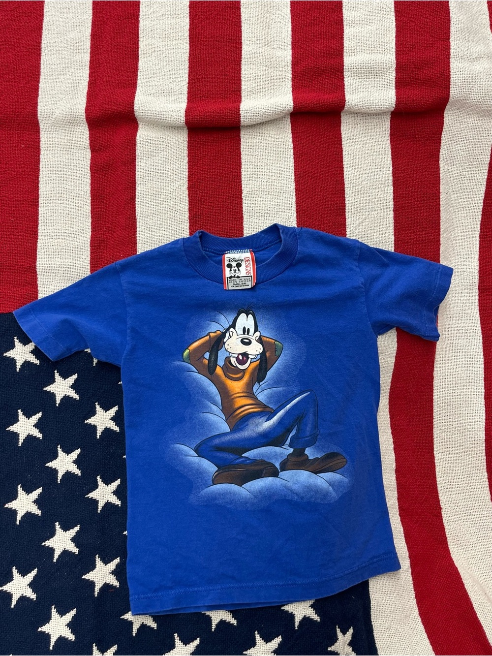 Vintage Disney Designs Blue Goofy Graphic Short Sleeve Tee Size Small 6-8